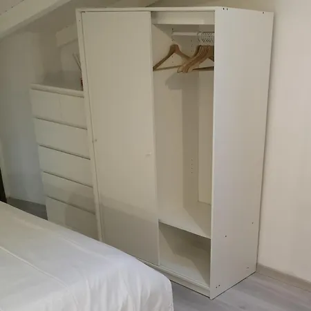 Old Bakery Loft 아파트 아로나